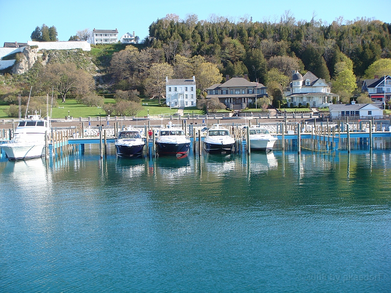 022 Memorial Day [2008 May 23].JPG - Scenes from Mackinac Island.